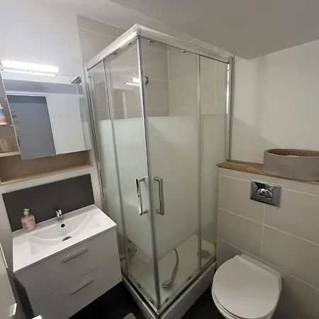 306 - Gare - Arena - Centre Апартаменты